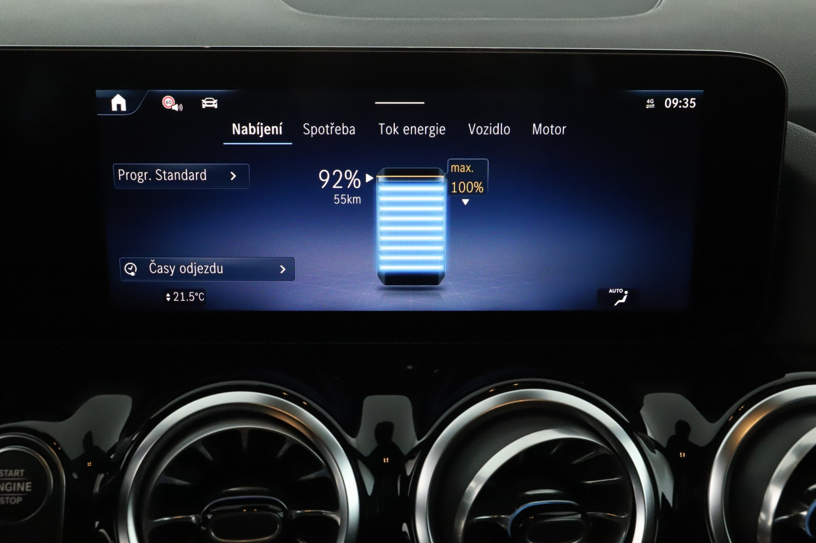 Mercedes - Benz GLA - 2025