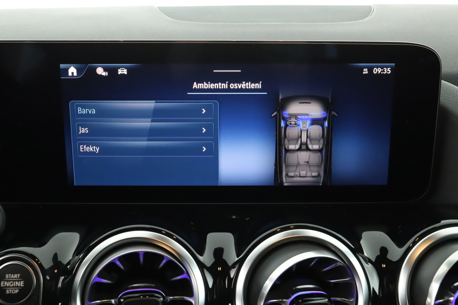 Mercedes - Benz GLA - 2025