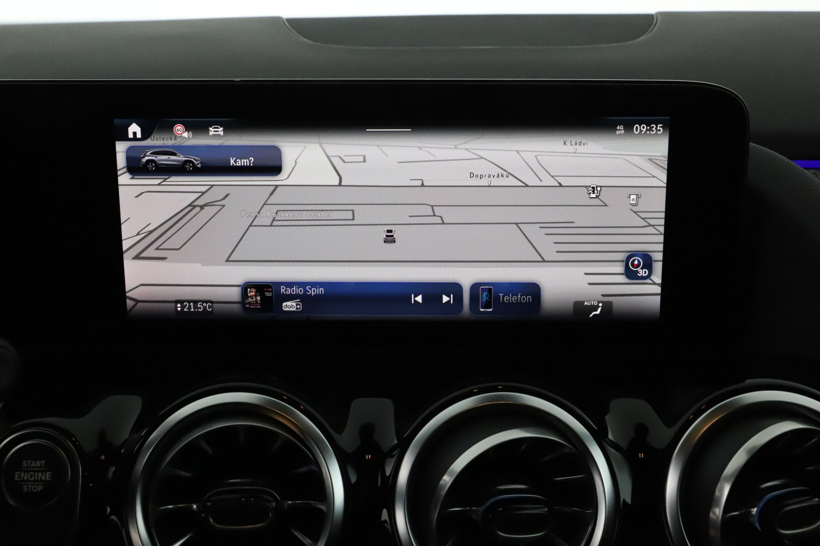 Mercedes - Benz GLA - 2025