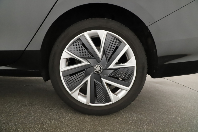 Škoda Superb, 2025