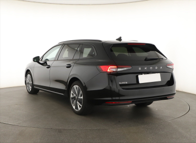 Škoda Superb - 2025