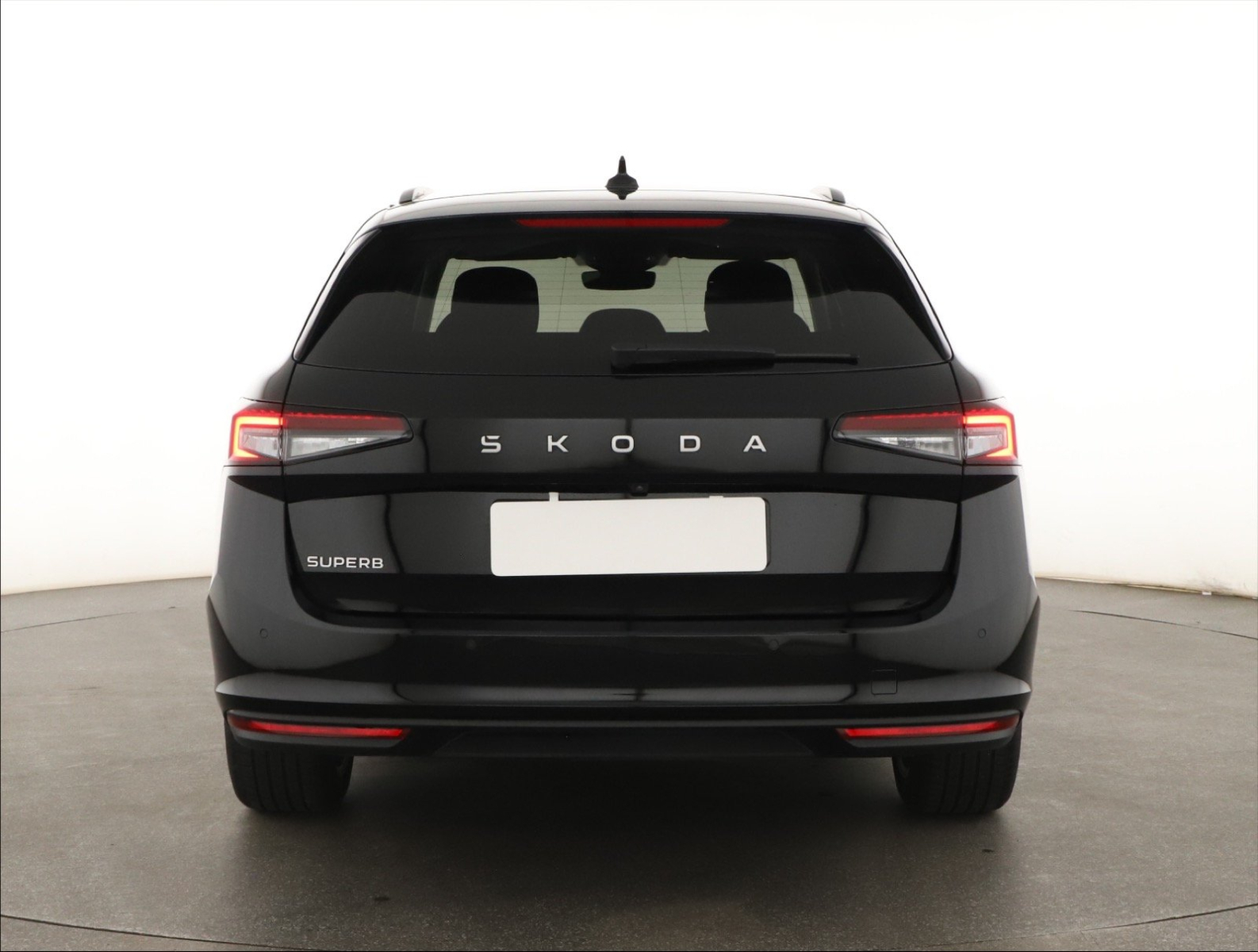 Škoda Superb - 2025