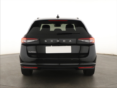 Škoda Superb - 2025