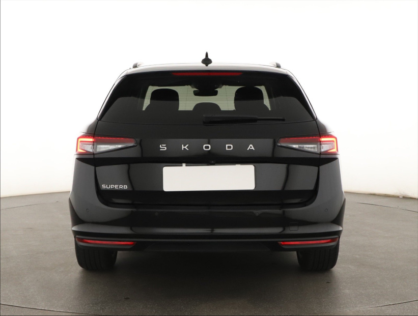 Škoda Superb, 2025