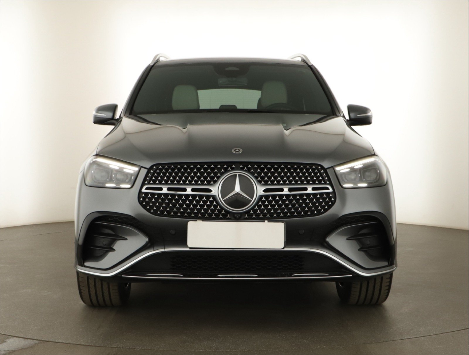 Mercedes-Benz GLE - 2025