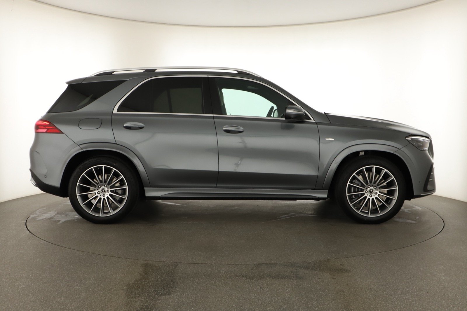 Mercedes-Benz GLE - 2025