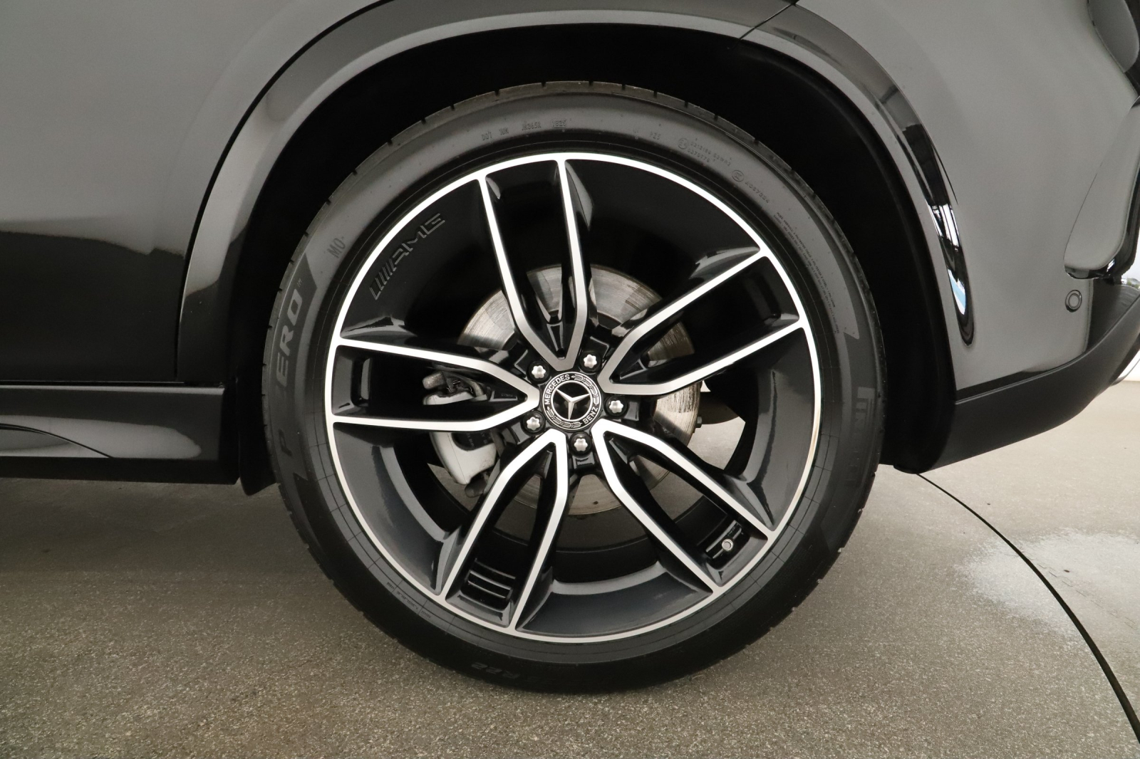 Mercedes-Benz GLE - 2025