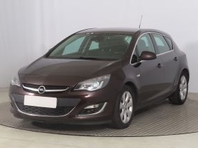 Opel Astra - 2015
