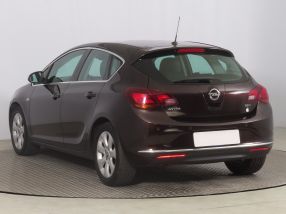 Opel Astra - 2015