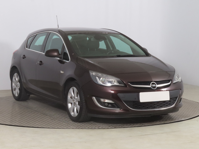 Opel Astra, 2015