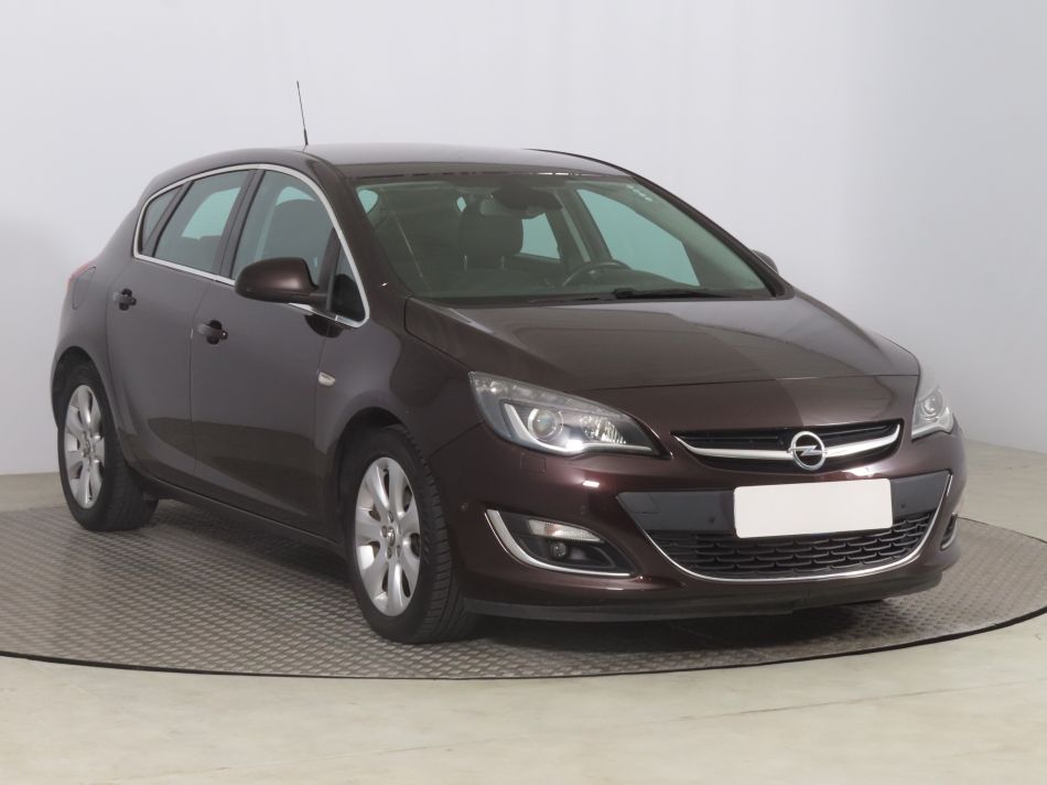 Opel Astra - 2015