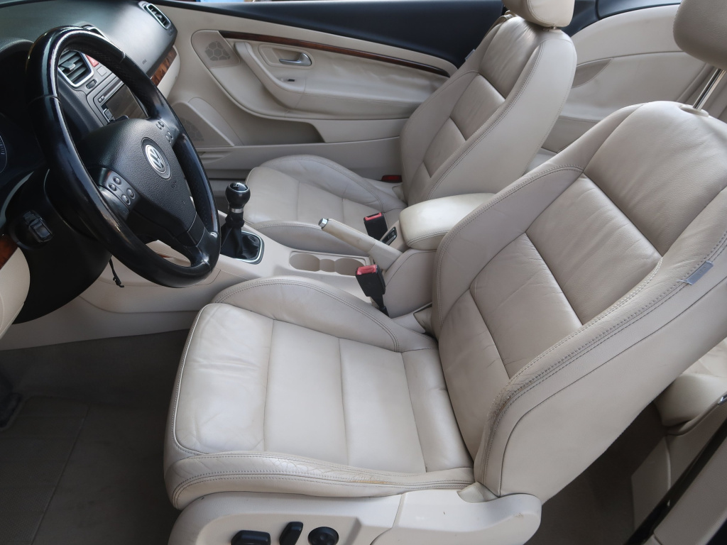 Volkswagen Eos