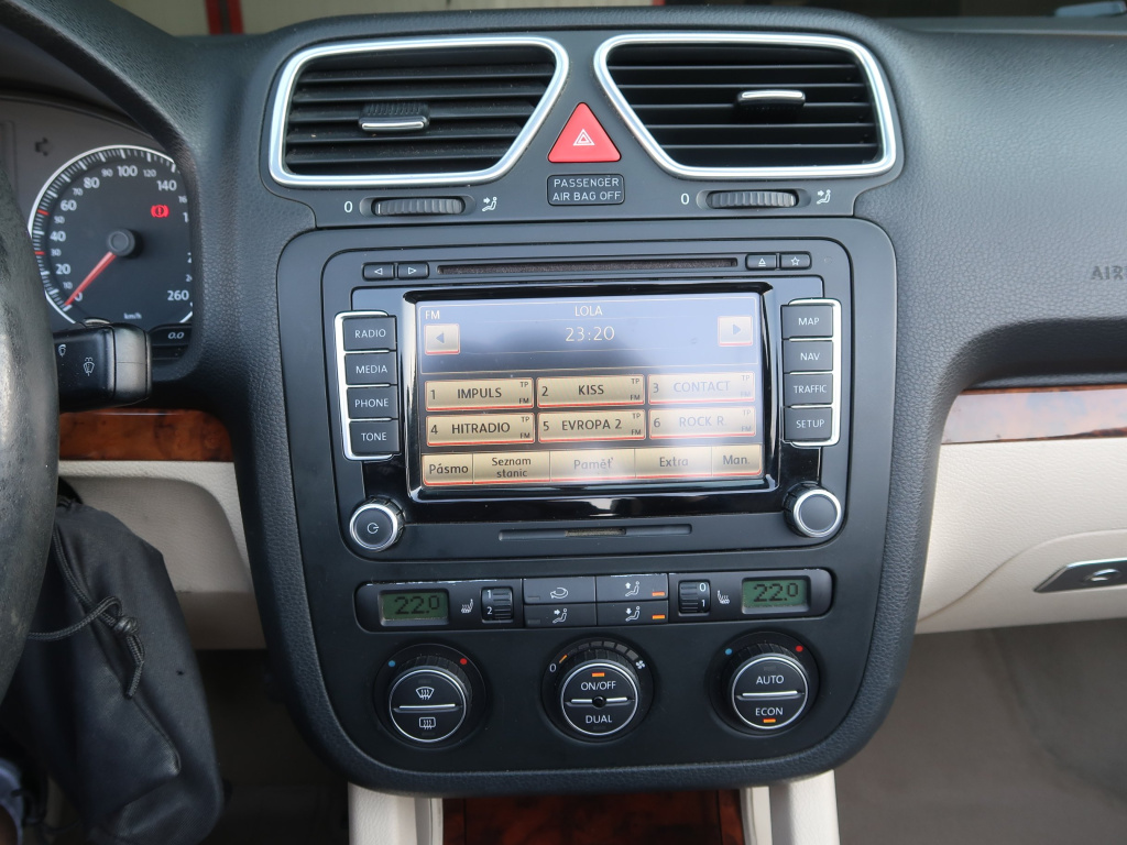 Volkswagen Eos