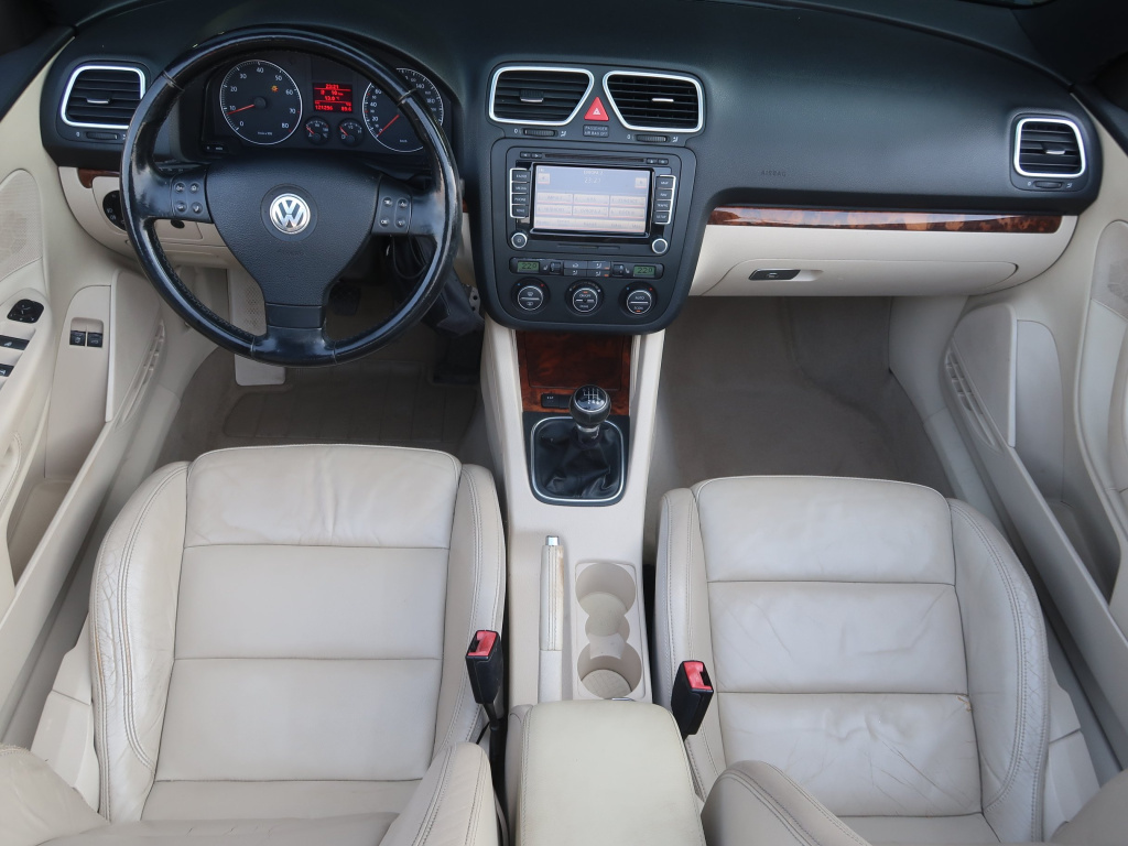 Volkswagen Eos