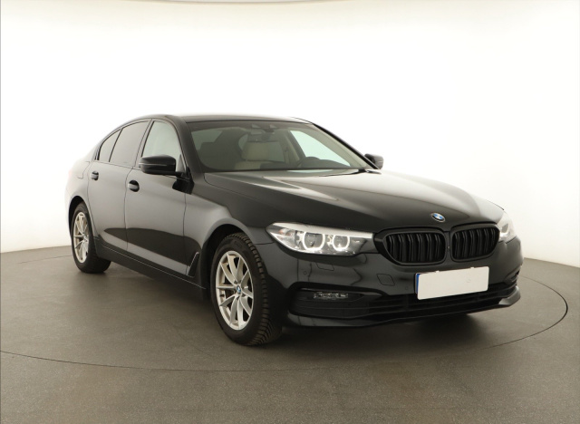 BMW 5 2019