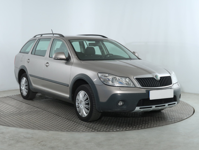 Škoda Octavia Scout 2011