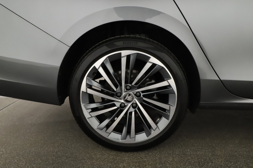Škoda Superb, 2025