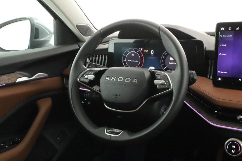 Škoda Superb, 2025