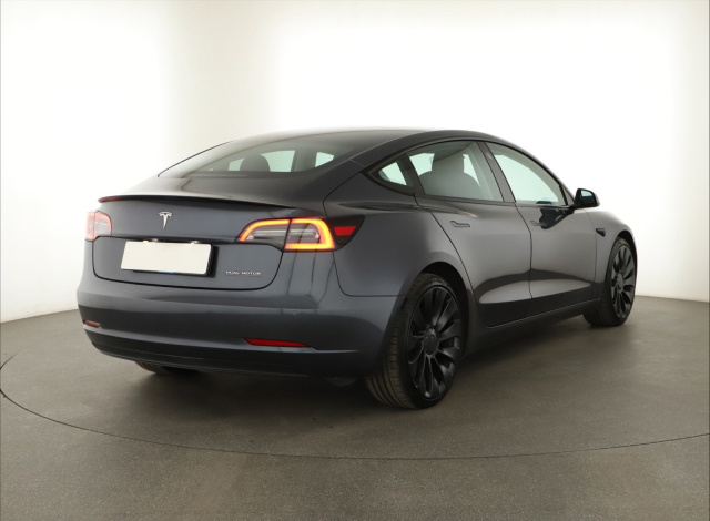 Tesla Model 3 Performance 82kWh