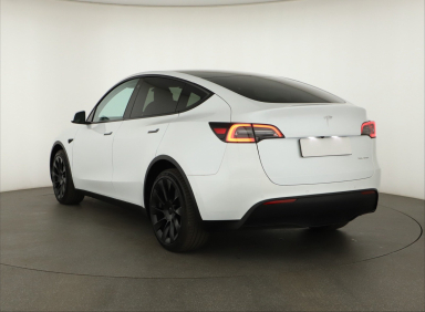 Tesla Model Y - 2022