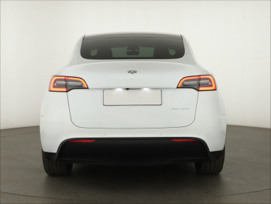 Tesla Model Y - 2022