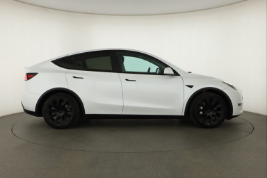 Tesla Model Y - 2022