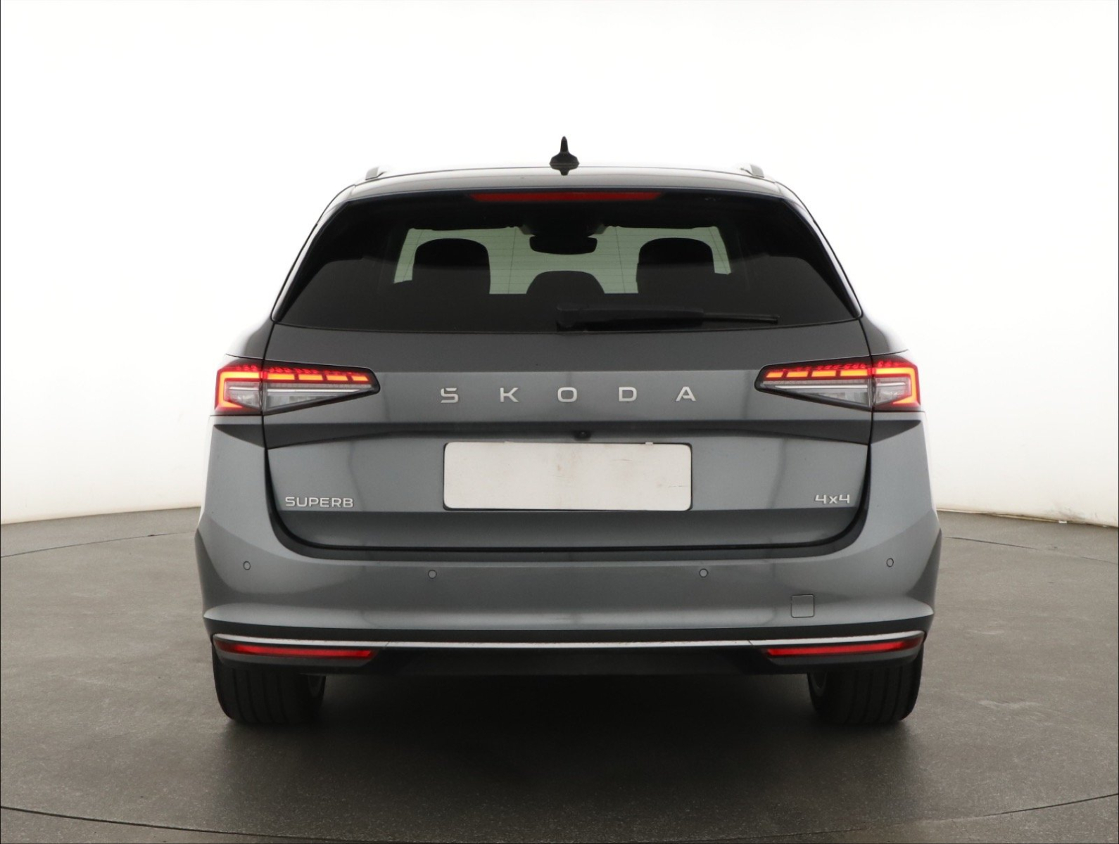 Škoda Superb - 2025
