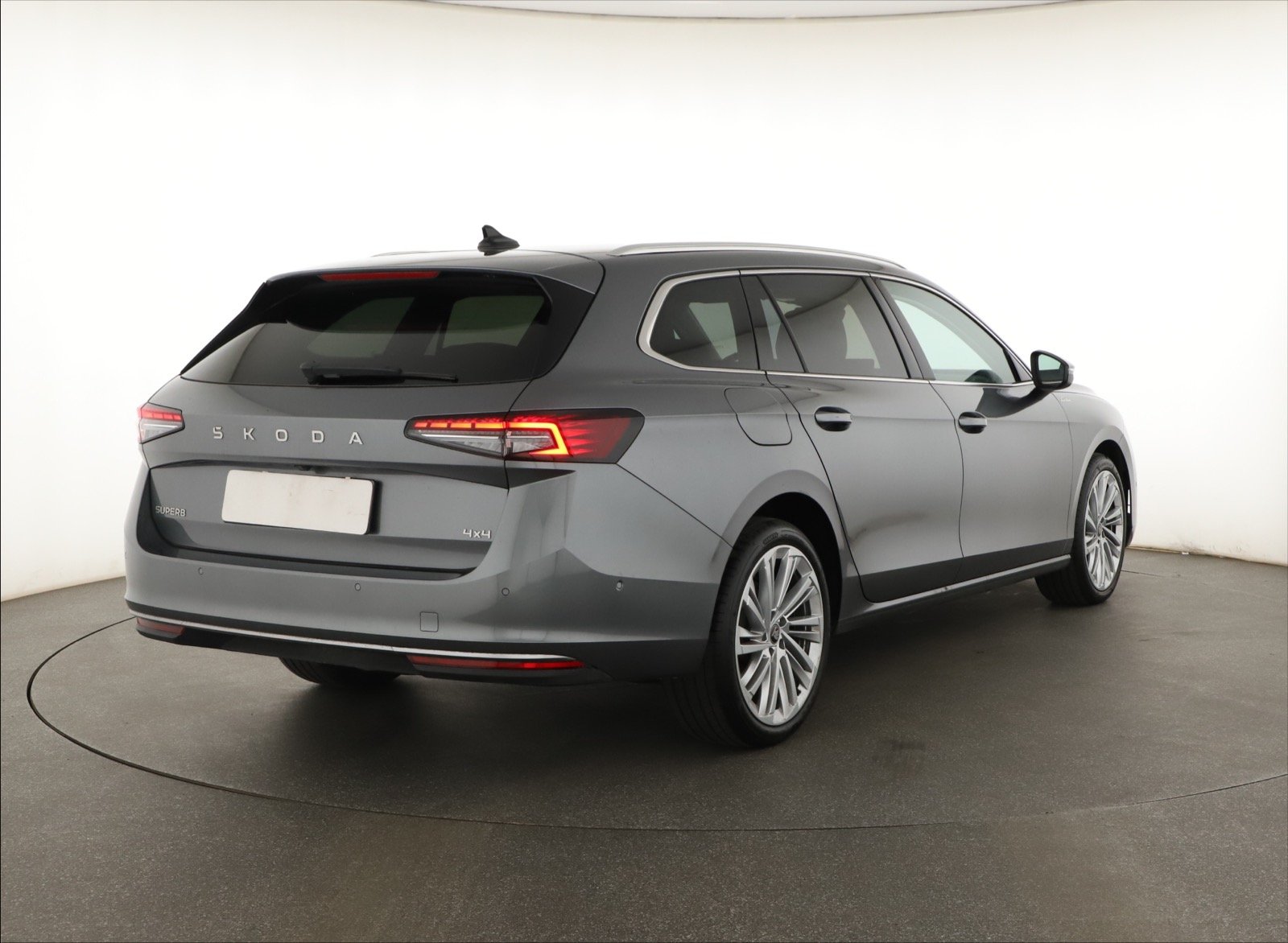 Škoda Superb - 2025