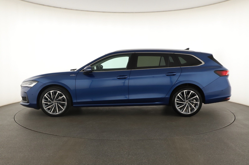 Škoda Superb, 2025