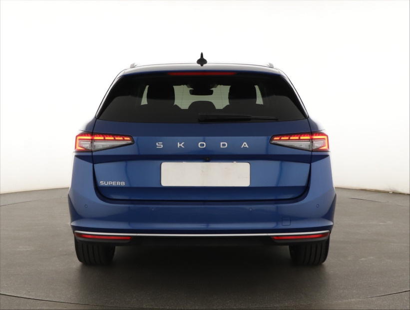 Škoda Superb, 2025