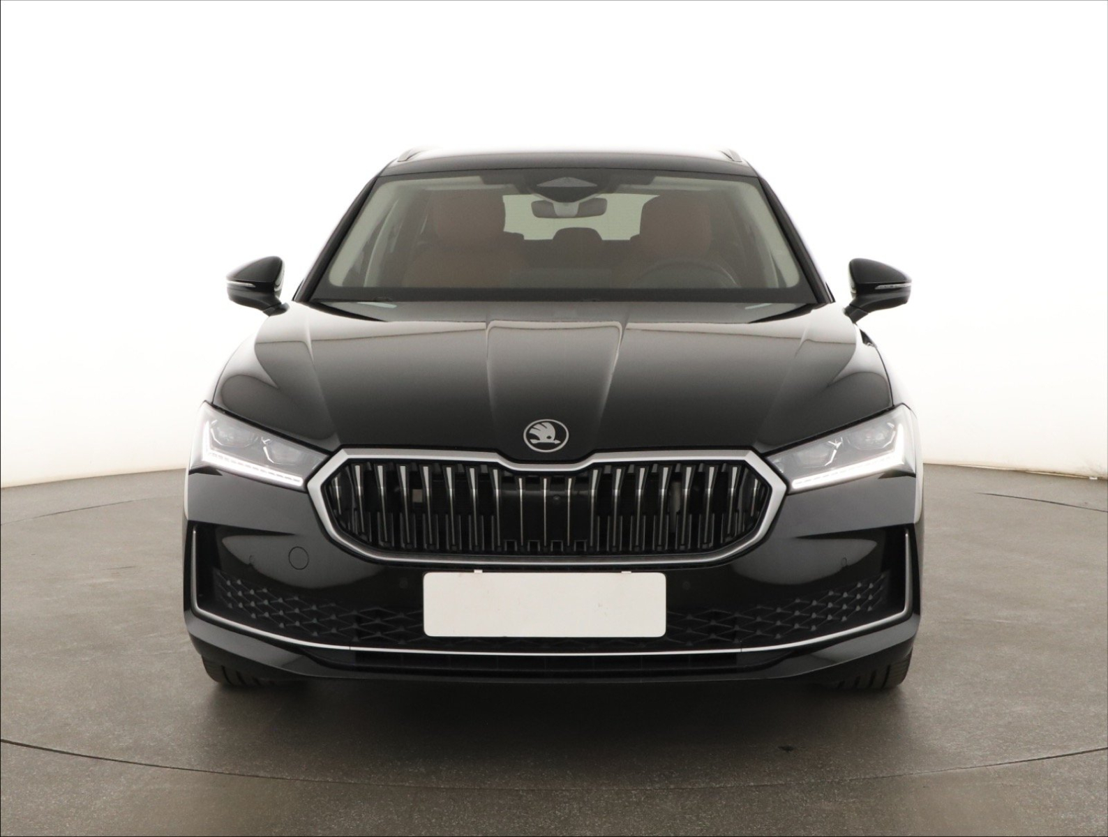 Škoda Superb - 2025