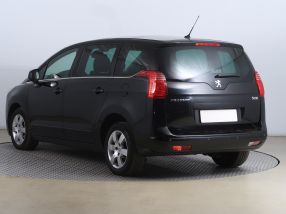 Peugeot 5008 - 2013
