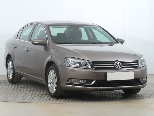 Volkswagen Passat 2011