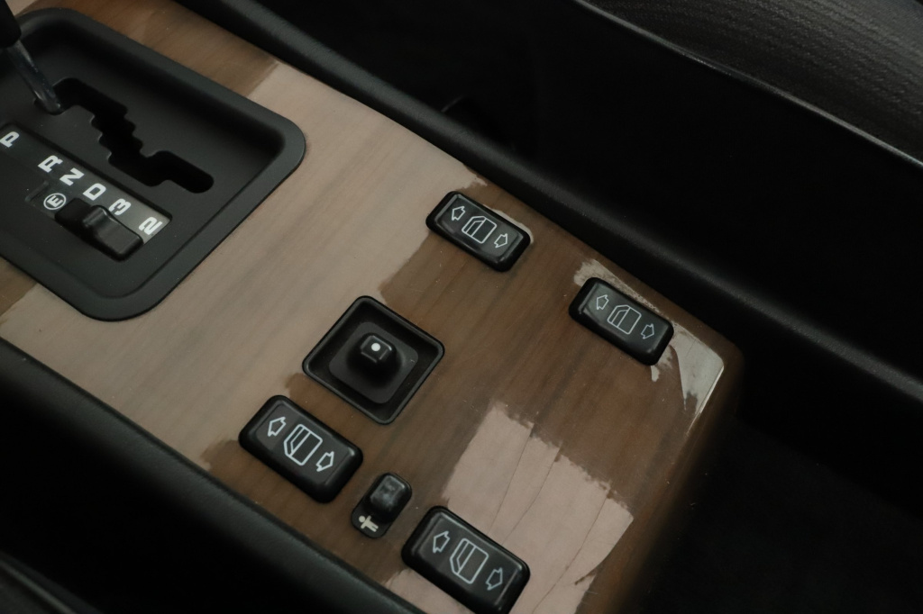 Mercedes-Benz W124