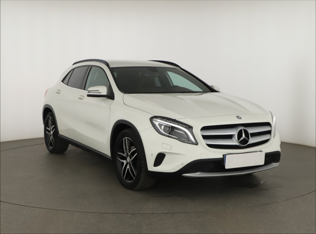 Mercedes-Benz GLA 2014