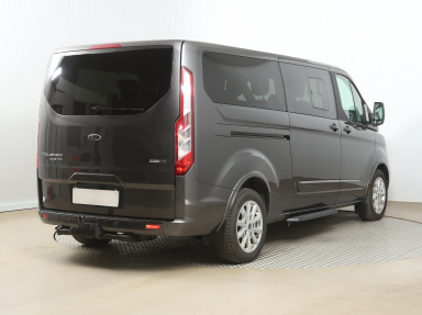 Ford Tourneo Custom - 2023