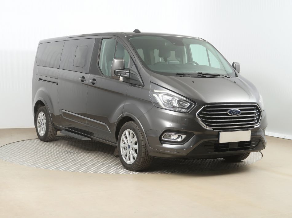 Ford Tourneo Custom - 2023