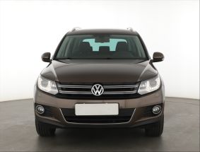 Volkswagen Tiguan - 2015