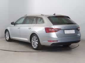 Skoda Superb - 2022