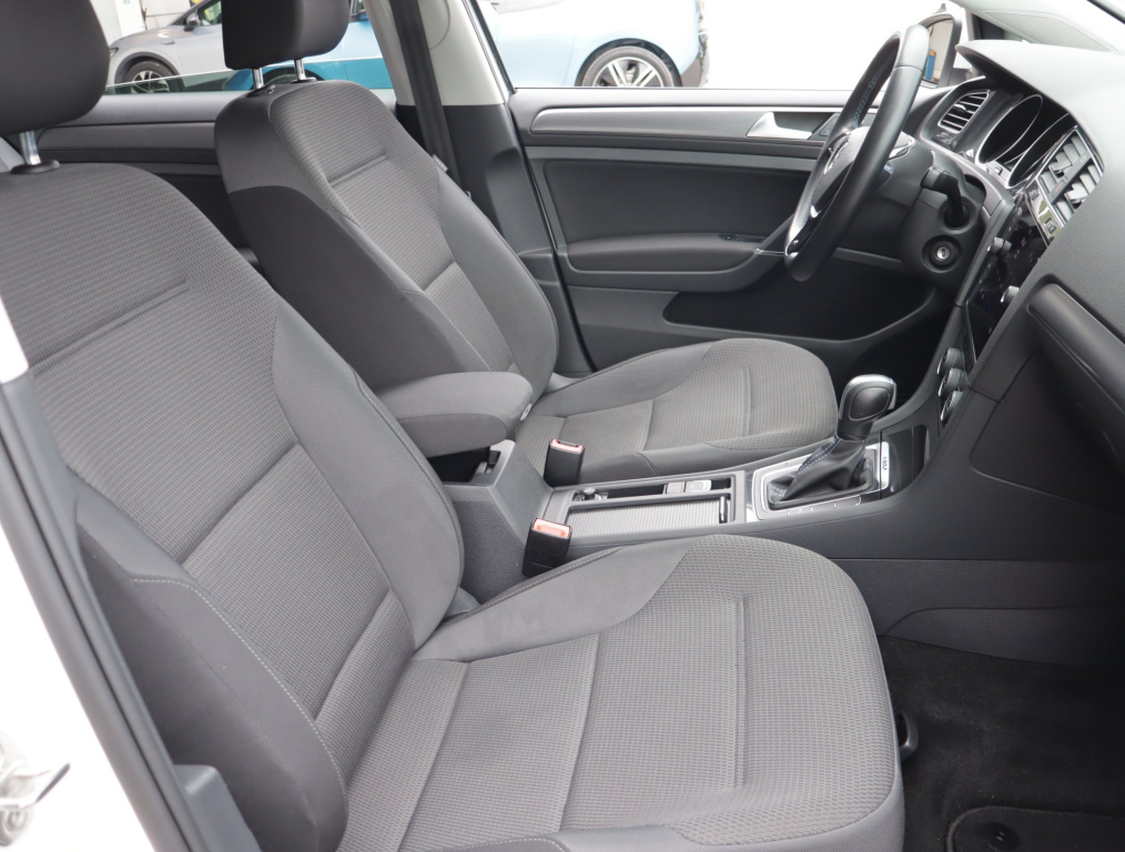 Volkswagen e-Golf