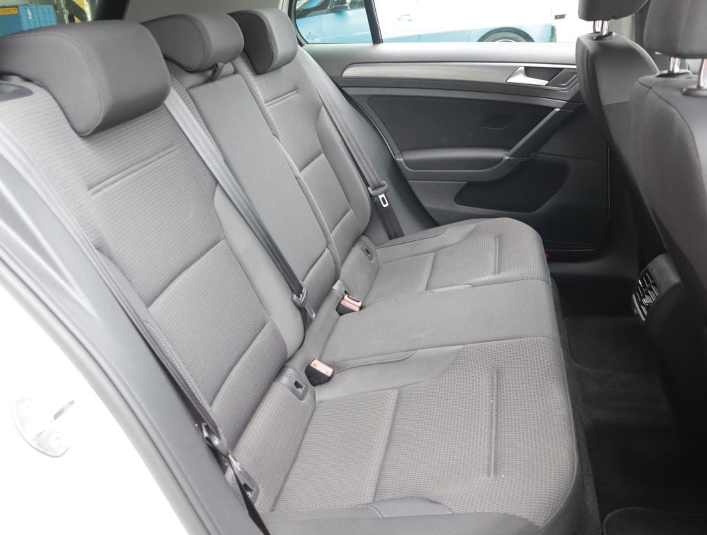 Volkswagen e-Golf