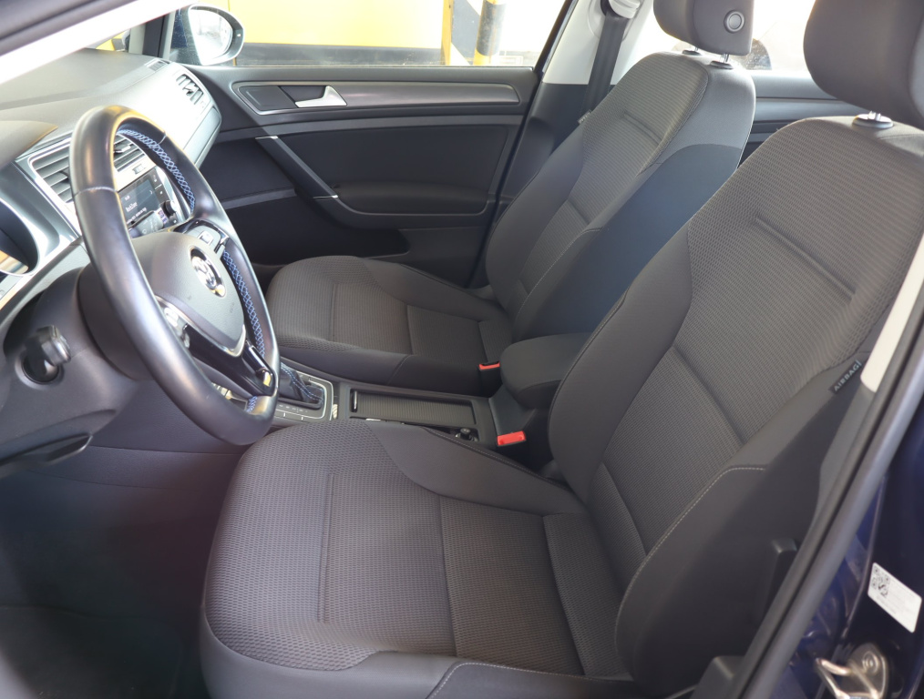 Volkswagen e-Golf