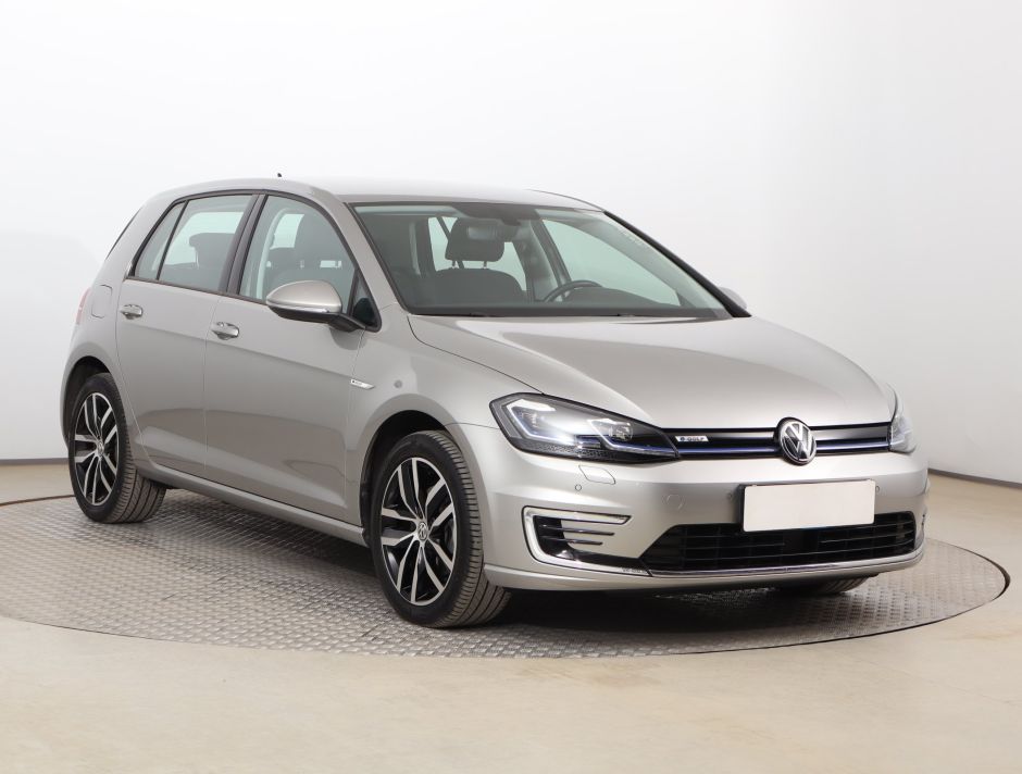Volkswagen e-Golf - 2020