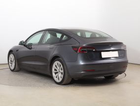 Tesla Model 3 - 2021