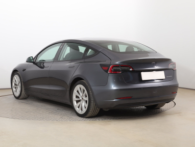 Tesla Model 3 - 2021
