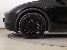 Tesla Model Y - 2022