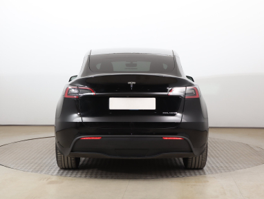 Tesla Model Y - 2022