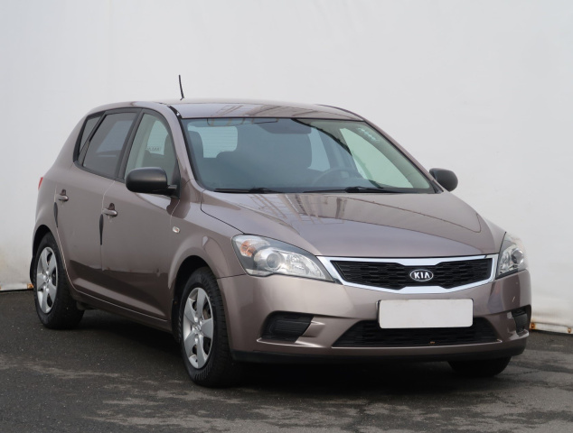 Kia Ceed 2011