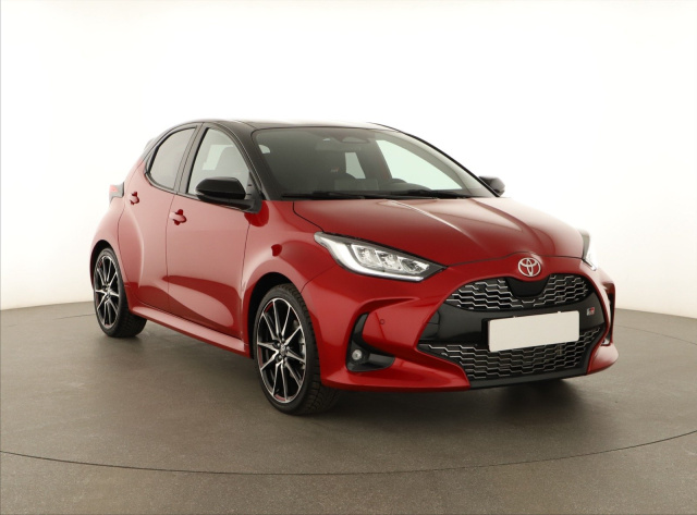 Toyota Yaris, 2024