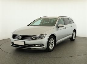Volkswagen Passat - 2015
